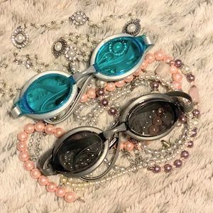 🌟NWOT🌟🏊‍♀️Delfin Pacesetter Swimming goggles